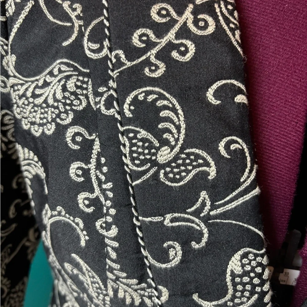 CAbi Black and White Floral Blazer - Picture 3 of 6